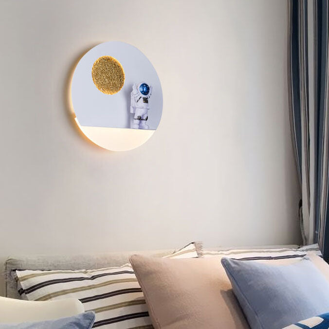Moderne LED-Wandleuchte Astronaut