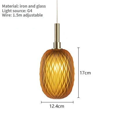 Design-Pendelleuchte mit Glaskugel