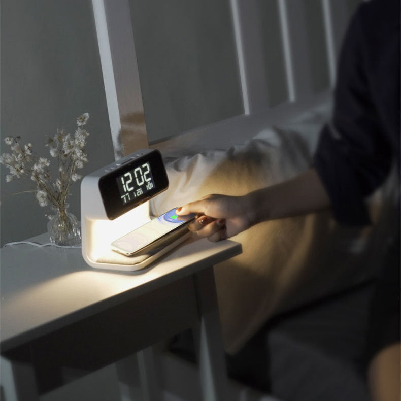 3-in-1 Nachttischlampe mit kabellosem Ladegerät und Wecker
