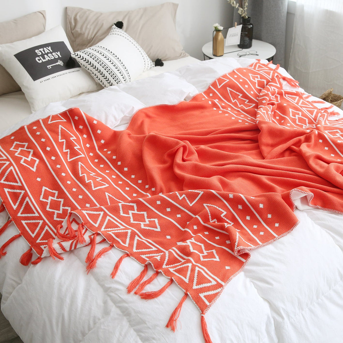 Cozy Knit Blanket with Modern Patterns