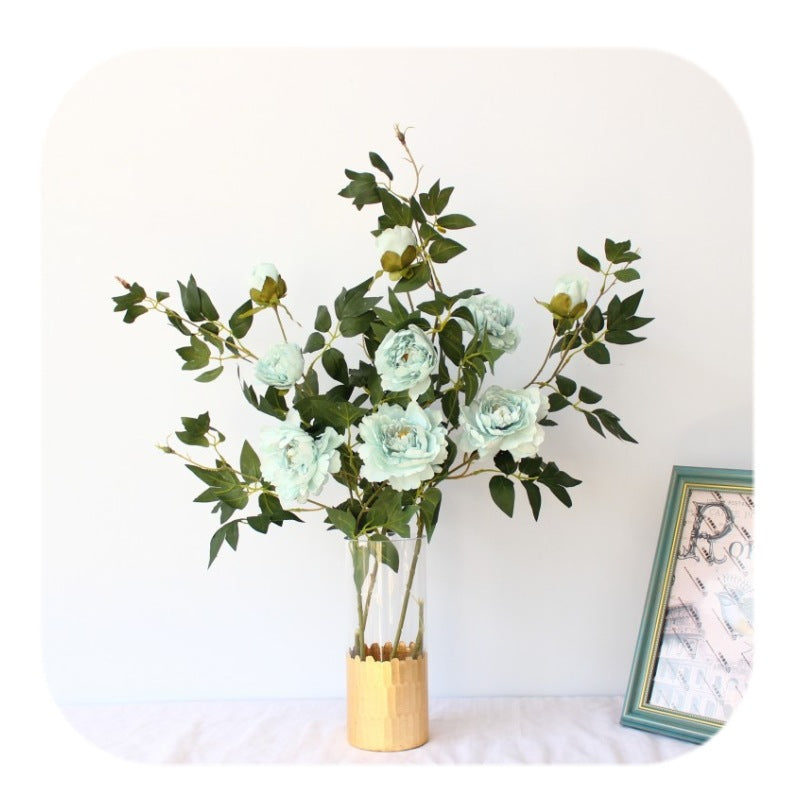 Künstliches Blumenarrangement