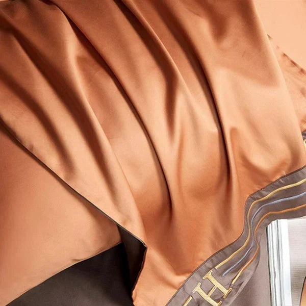 OpulenceSleep 4-Piece Satin Bedding Set