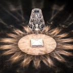 Kristall-Tischleuchte mit Touch-Steuerung - LumeCrystal