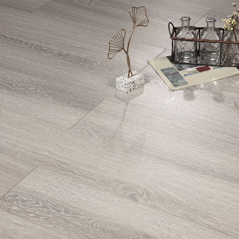 Non-slip Waterproof Laminate Plank Flooring