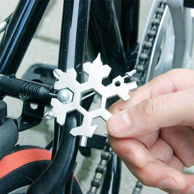 18-in-1 Edelstahl-Schneeflocken-Multitool