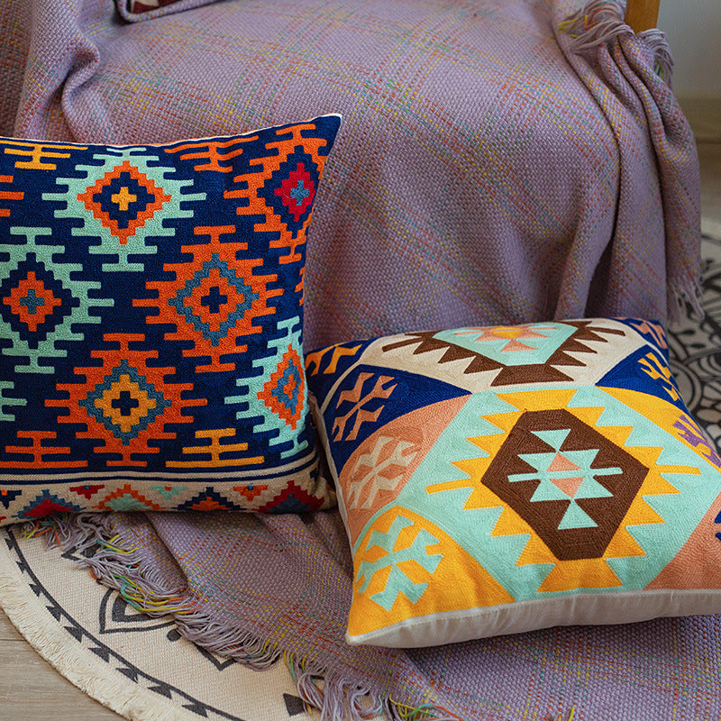Woven Decorative Cushion Cover with Hand-Tufted Zigzag Pattern