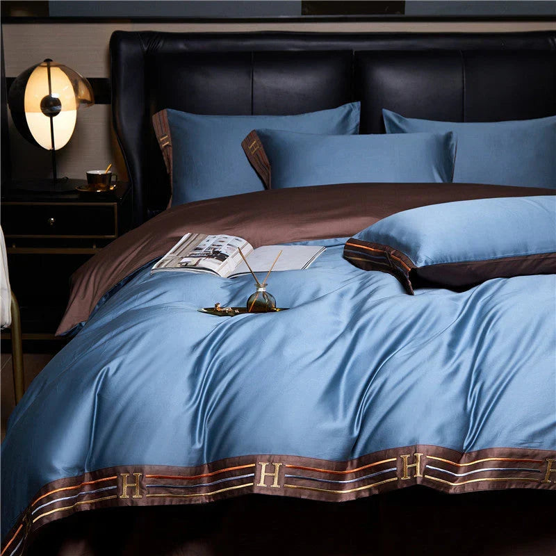 OpulenceSleep 4-Piece Satin Bedding Set