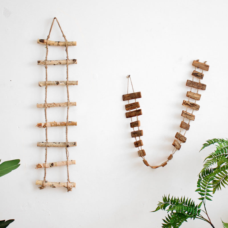 Decorative wall hanging made of natural material