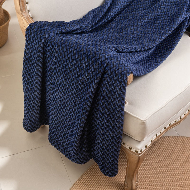 Cuddly Blanket with Cable Pattern