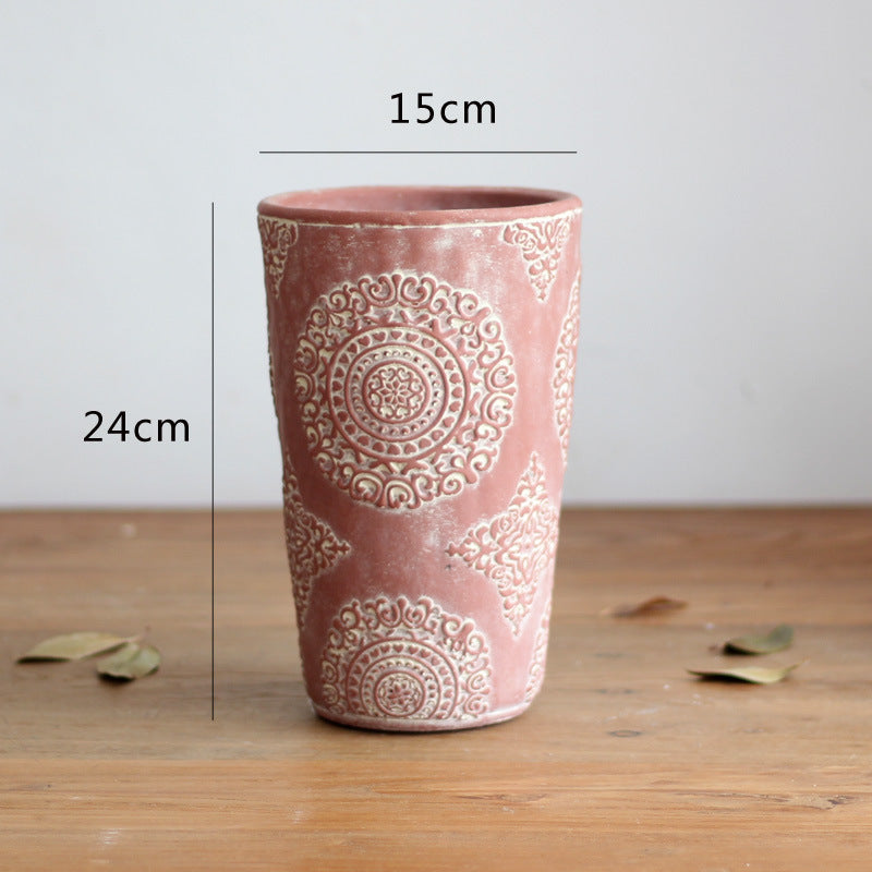 Elegant ceramic flower vase