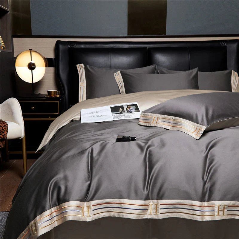 OpulenceSleep 4-Piece Satin Bedding Set