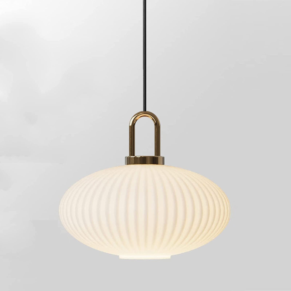 Design-Pendelleuchte in Kürbisform