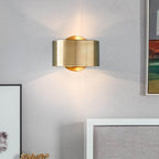 Minimalistische Wandleuchte aus Metall, 1-flammig, Gold
