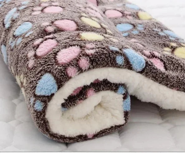 Elyse Cozy Cat Blanket