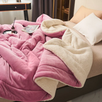 SoftHug Luxury Fleece Blanket