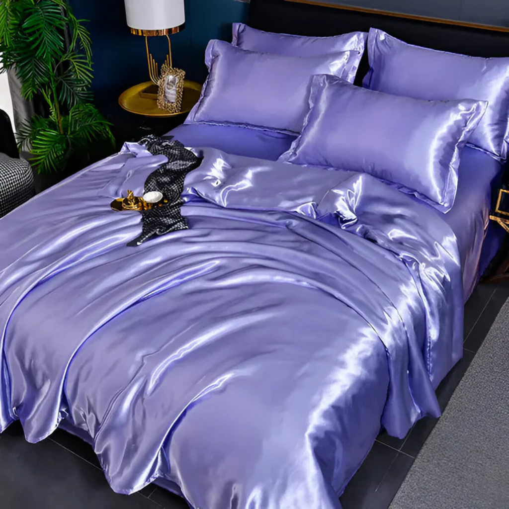 Soft and Breathable Silk-Look Duvet Cover Set