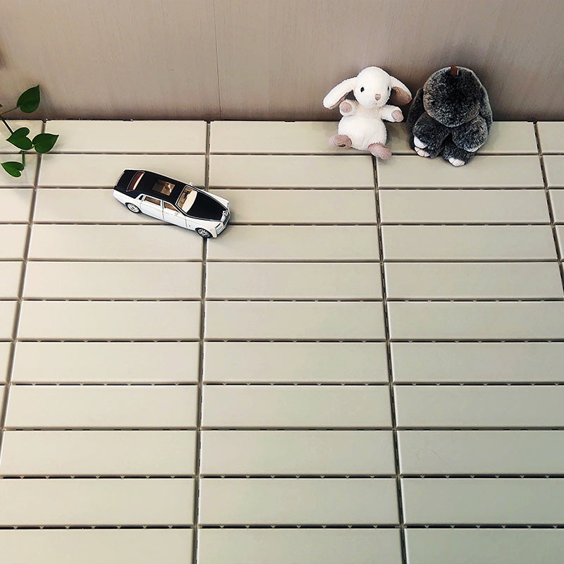 4-Slat 12" x 12" PVC Floor Tiles
