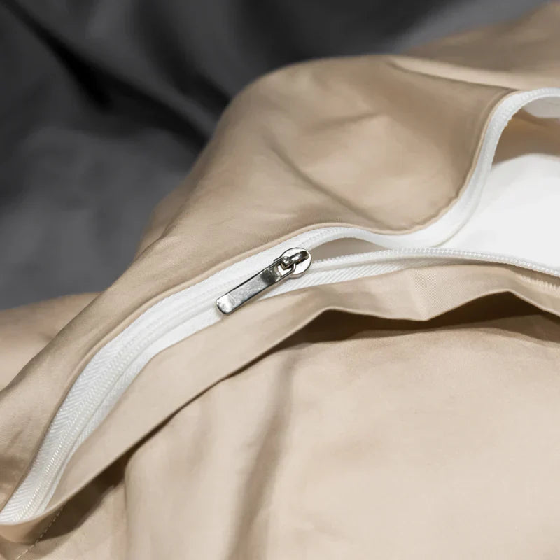 OpulenceSleep 4-Piece Satin Bedding Set
