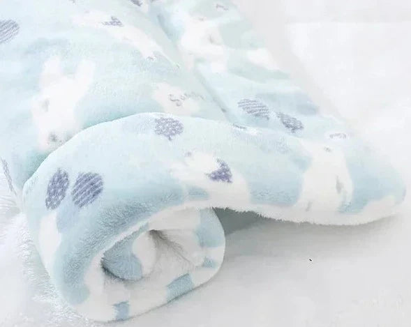 Elyse Cozy Cat Blanket