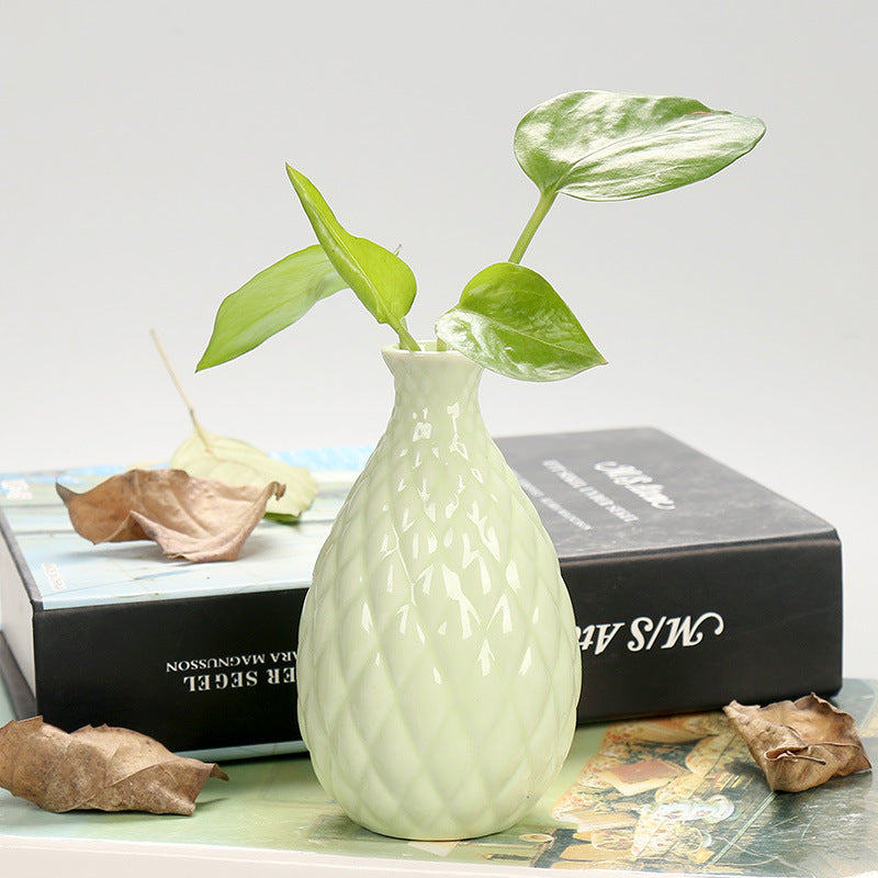 Decorative Textured Ceramic Flower Vase