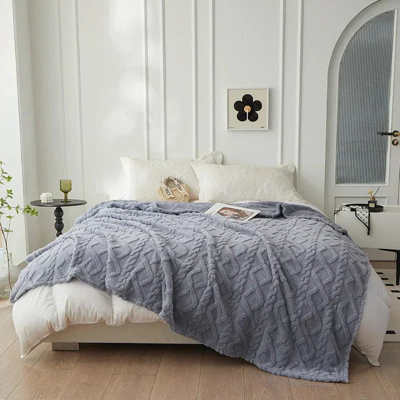 Luxuriöse Decke aus Lammfellimitat für das Schlafzimmer