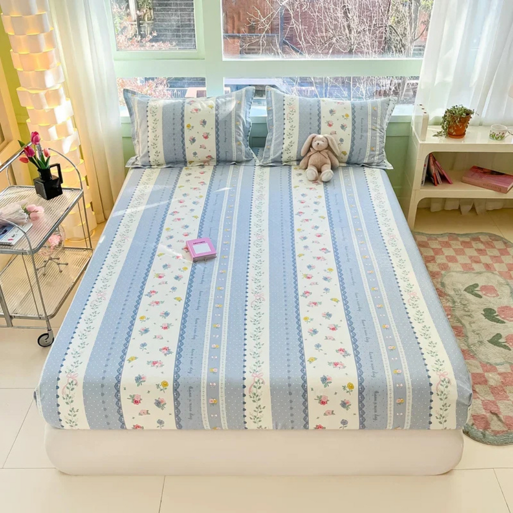 Liora Bedding Set