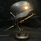 AntiqueLume | Vintage-Tischleuchte Stahlhelm