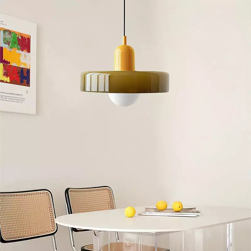 Bunte Pendelleuchte im Bauhaus-Stil - StiloGlas