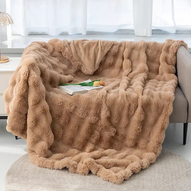 Colin Plush Blanket