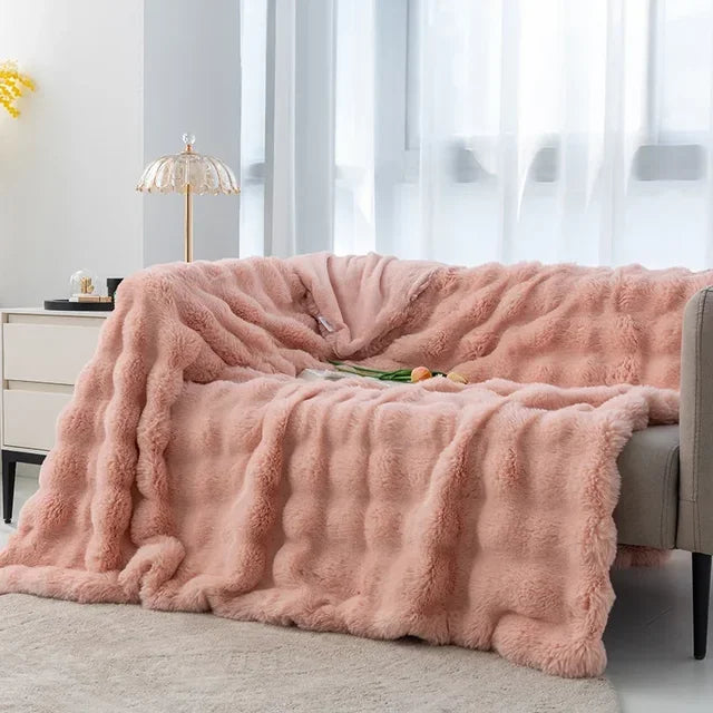 Colin Plush Blanket