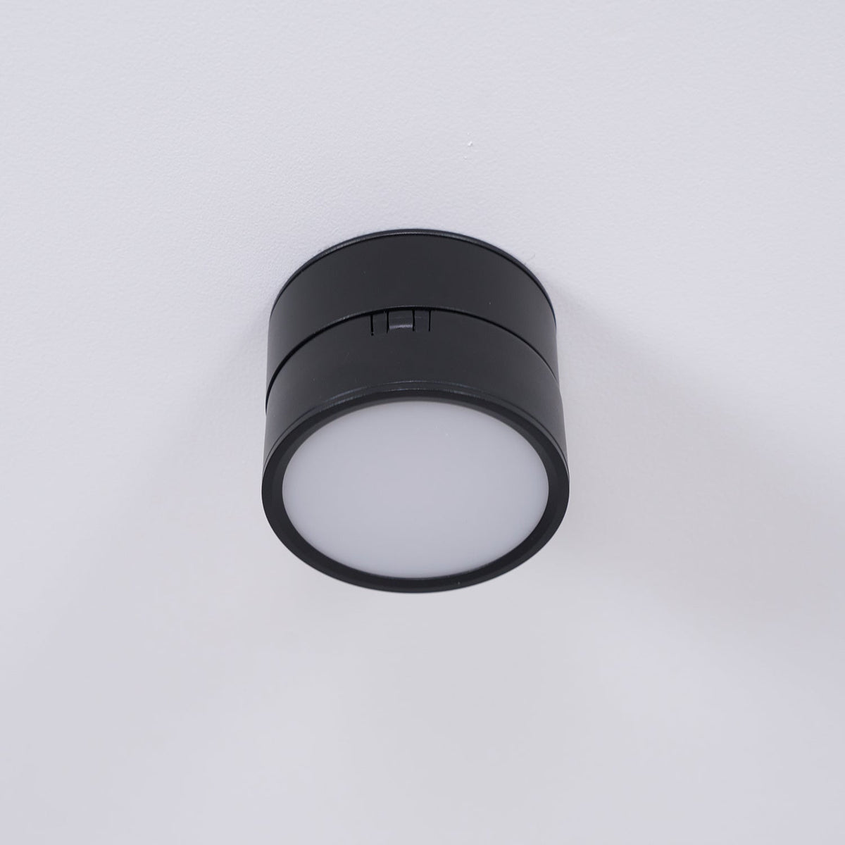 Aluminium-Deckenleuchte 10 cm verstellbar, Schwarz/Weiß, 7W LED Warmweiß