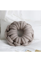 Yarn Knot Pillow