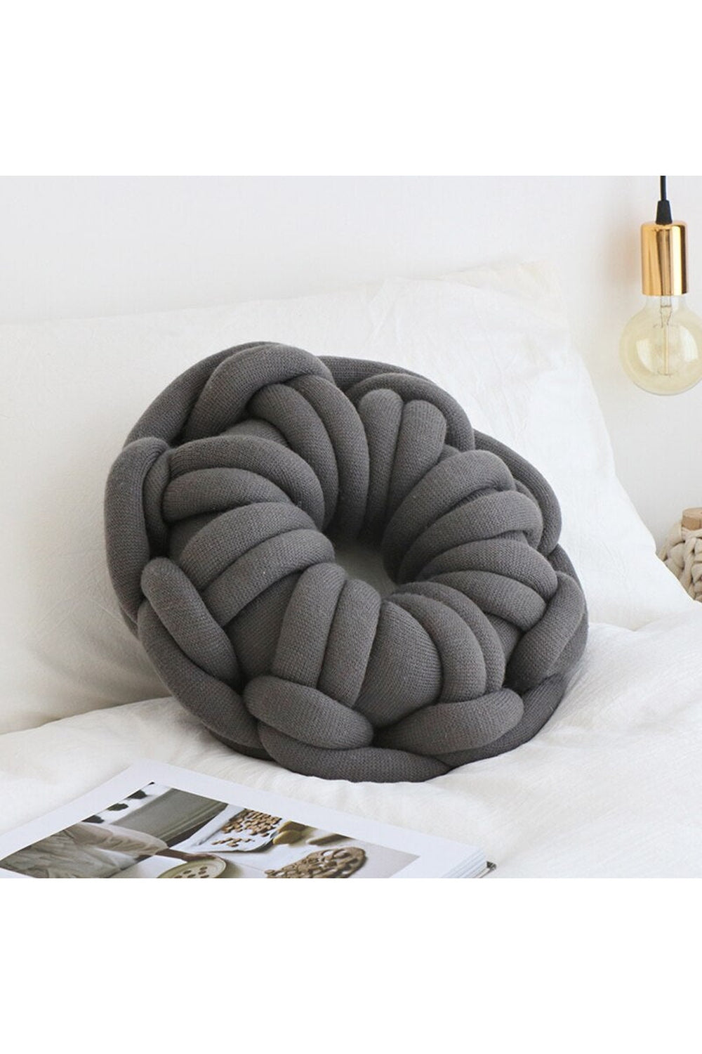 Yarn Knot Pillow