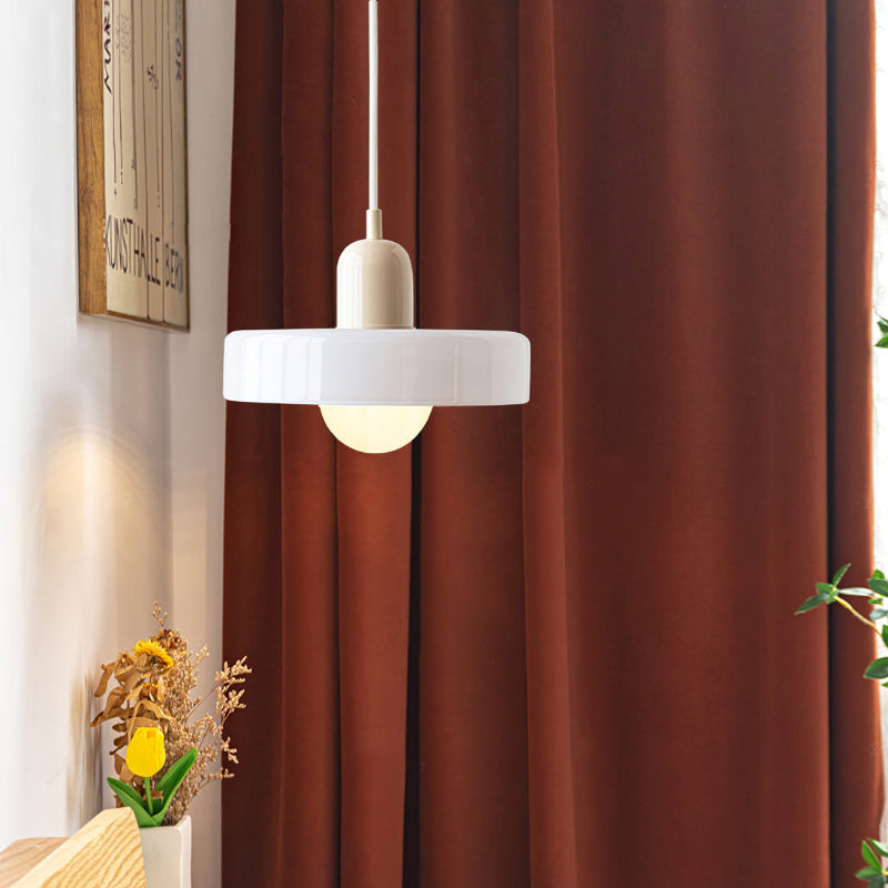 Bunte Pendelleuchte im Bauhaus-Stil - StiloGlas