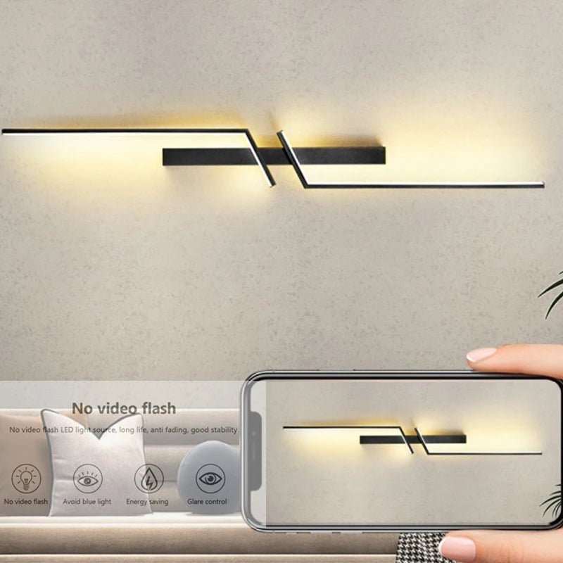 LED-Wandleuchte mit Streifendesign