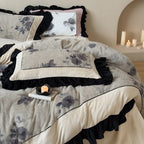 Microfleece bedding set with floral velvet look