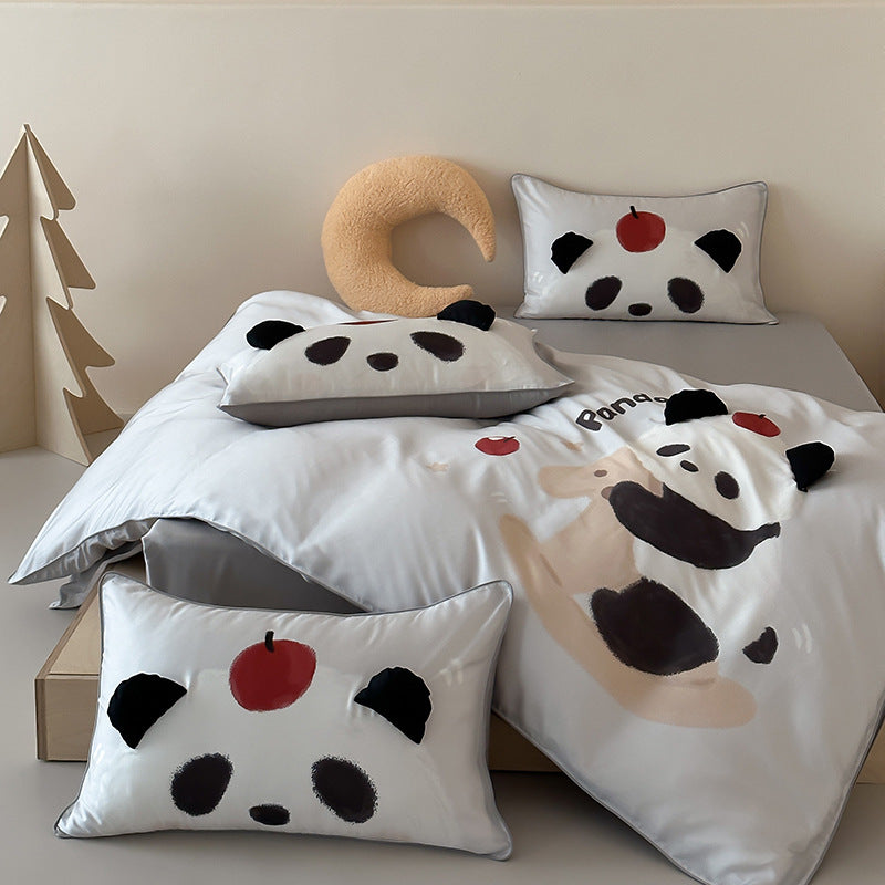 Kinderbettwäsche aus seidenmattem Satin mit Panda- und Apfel-Print
