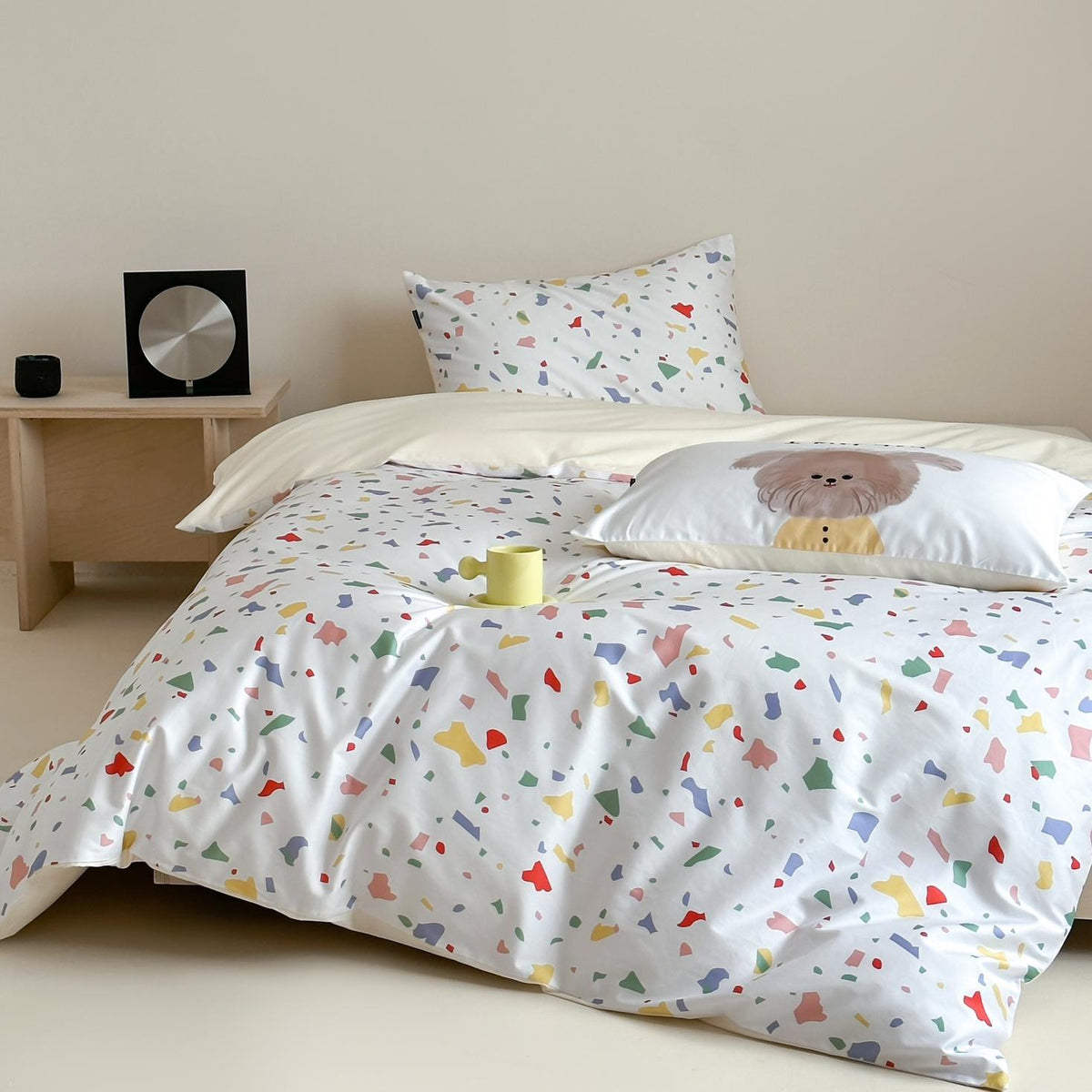 Microfiber bedding set with terrazzo pattern