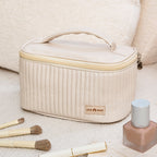 Elegantes gestepptes Make-up-Etui