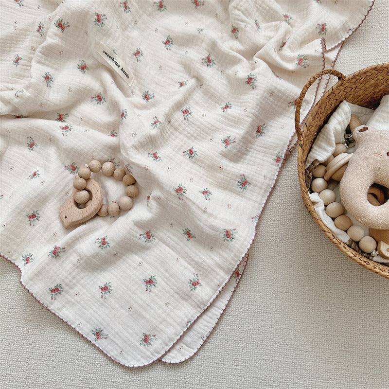 Unisex Cuddly Muslin Blanket with Floral Pattern