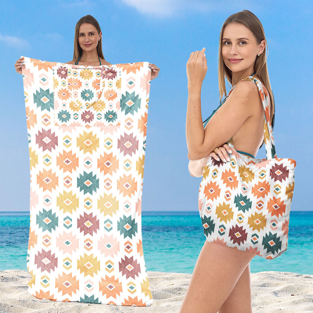 Strandtuch mit eleganten Blumenmustern