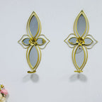 Elegant Floral Wall Mirror with Decorative Metal Design