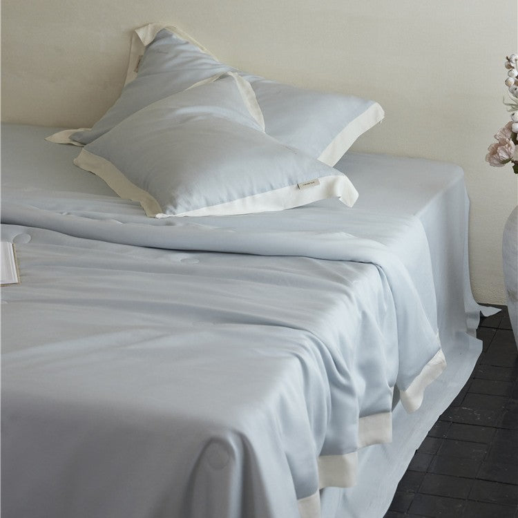 Elegantes Satin-Bettwäsche-Set mit seidigem Griff, Kontrastborte und verdecktem Verschluss