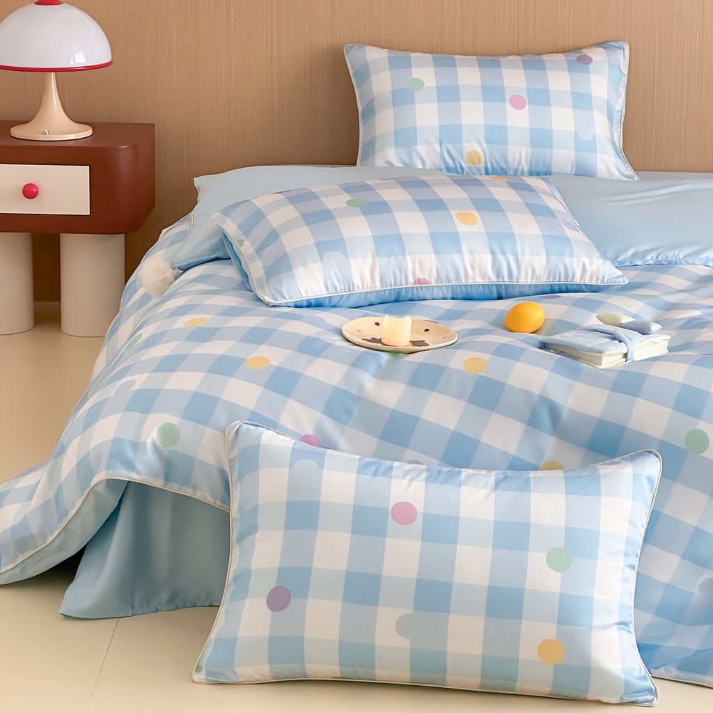 Bettwäscheset aus Baumwollsatin mit Vichy-Karo und farbigen Punktakzenten