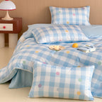Bettwäscheset aus Baumwollsatin mit Vichy-Karo und farbigen Punktakzenten