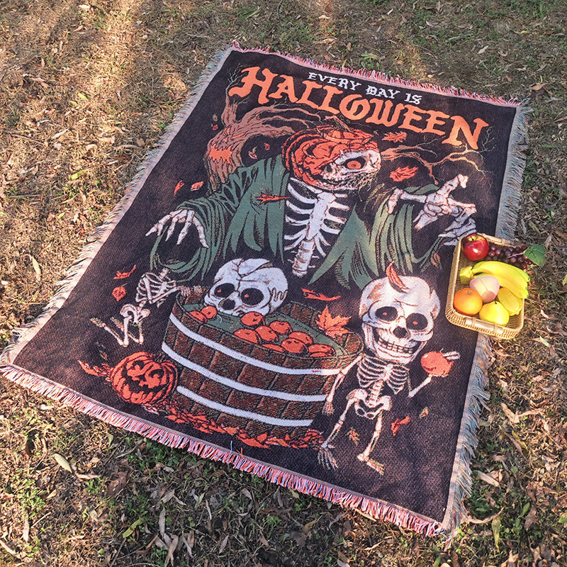 Halloween-Wohndecke mit Wandteppich-Motiv