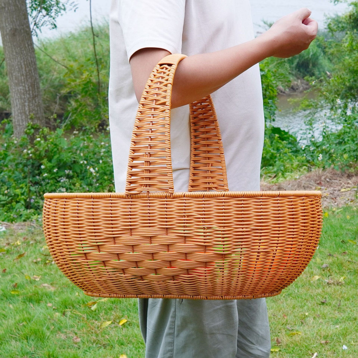 Large Woven Garden Picnic Basket