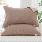 Pillowcase in Classic Check Design