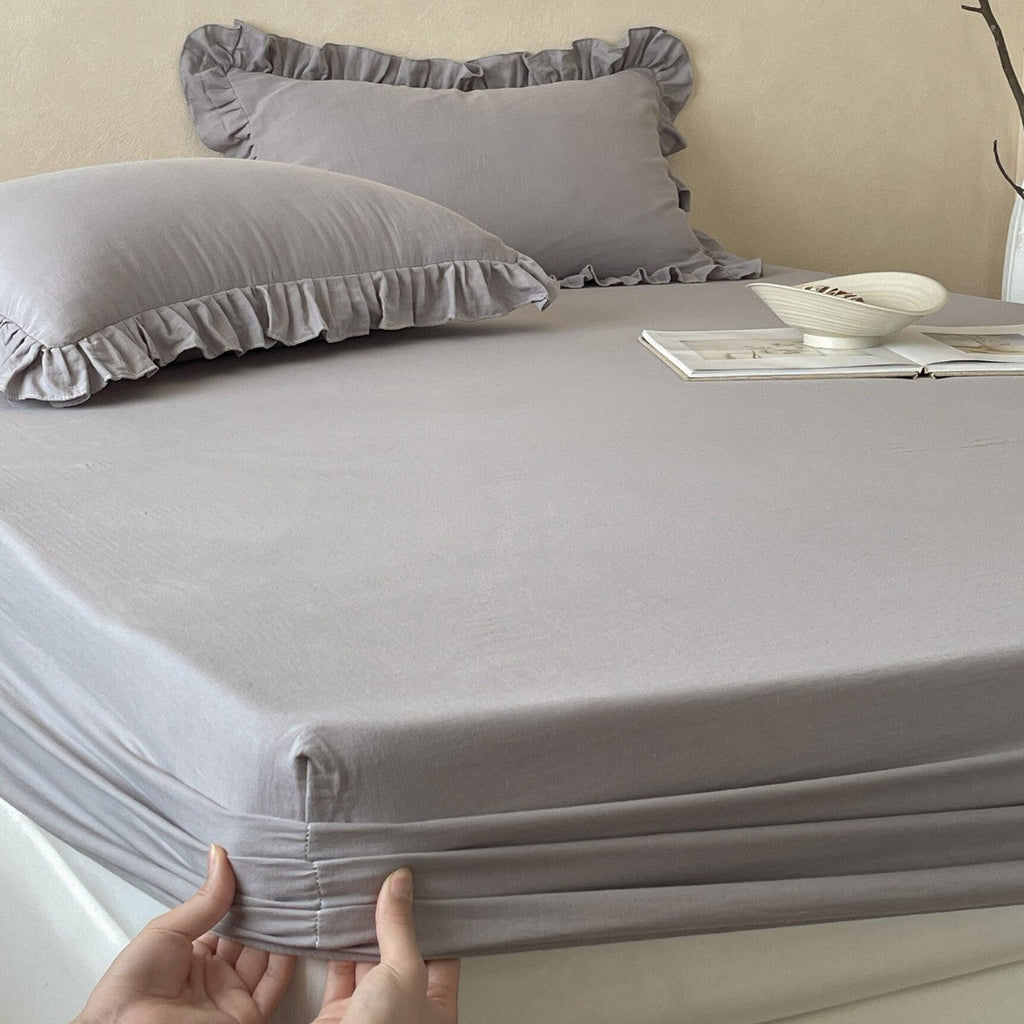 Romantic Ruffled Bedding Set