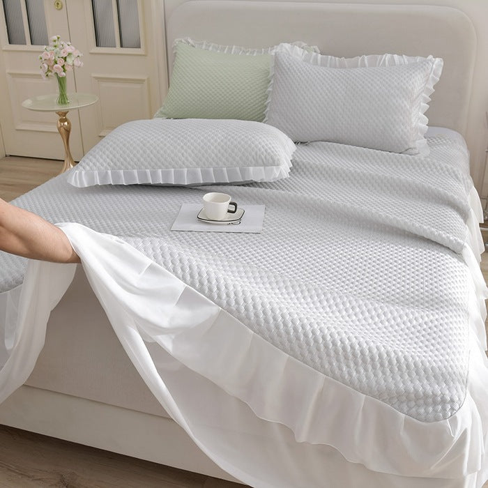 Ladies' Elegant Bedspread Set with Ruffled Hem